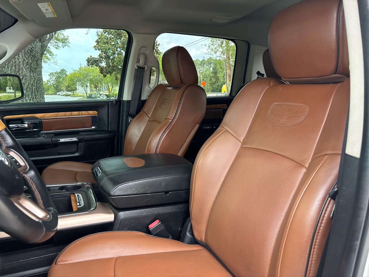 RAM 1500 Longhorn Crew Cab SWB 4WD 2016