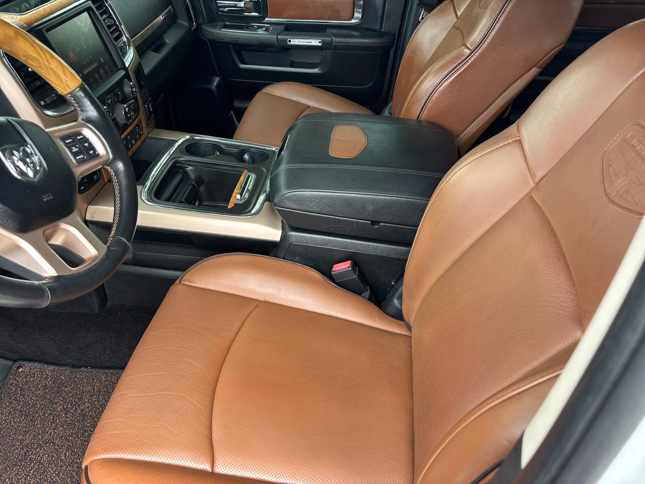 RAM 1500 Longhorn Crew Cab SWB 4WD 2016