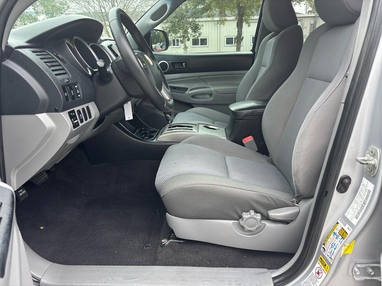 Toyota Tacoma PreRunner Double Cab V6 Auto 2WD 2012