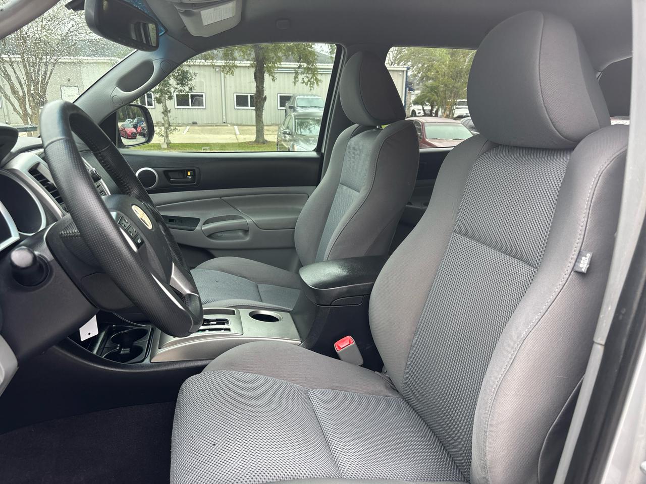 Toyota Tacoma PreRunner Double Cab V6 Auto 2WD 2012