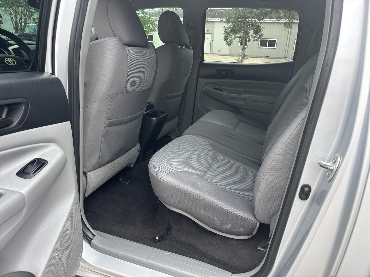 Toyota Tacoma PreRunner Double Cab V6 Auto 2WD 2012