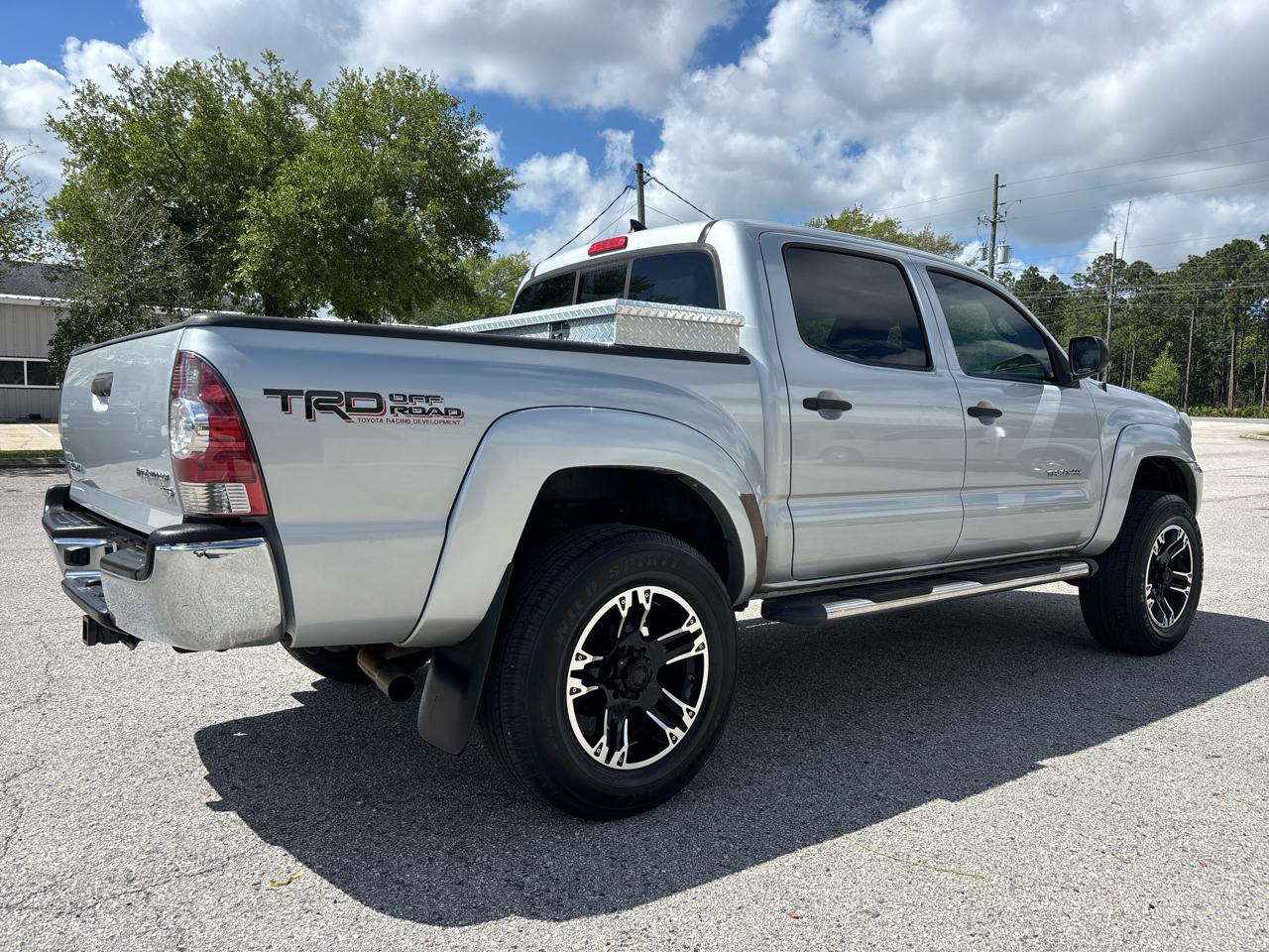 Toyota Tacoma PreRunner Double Cab V6 Auto 2WD 2012