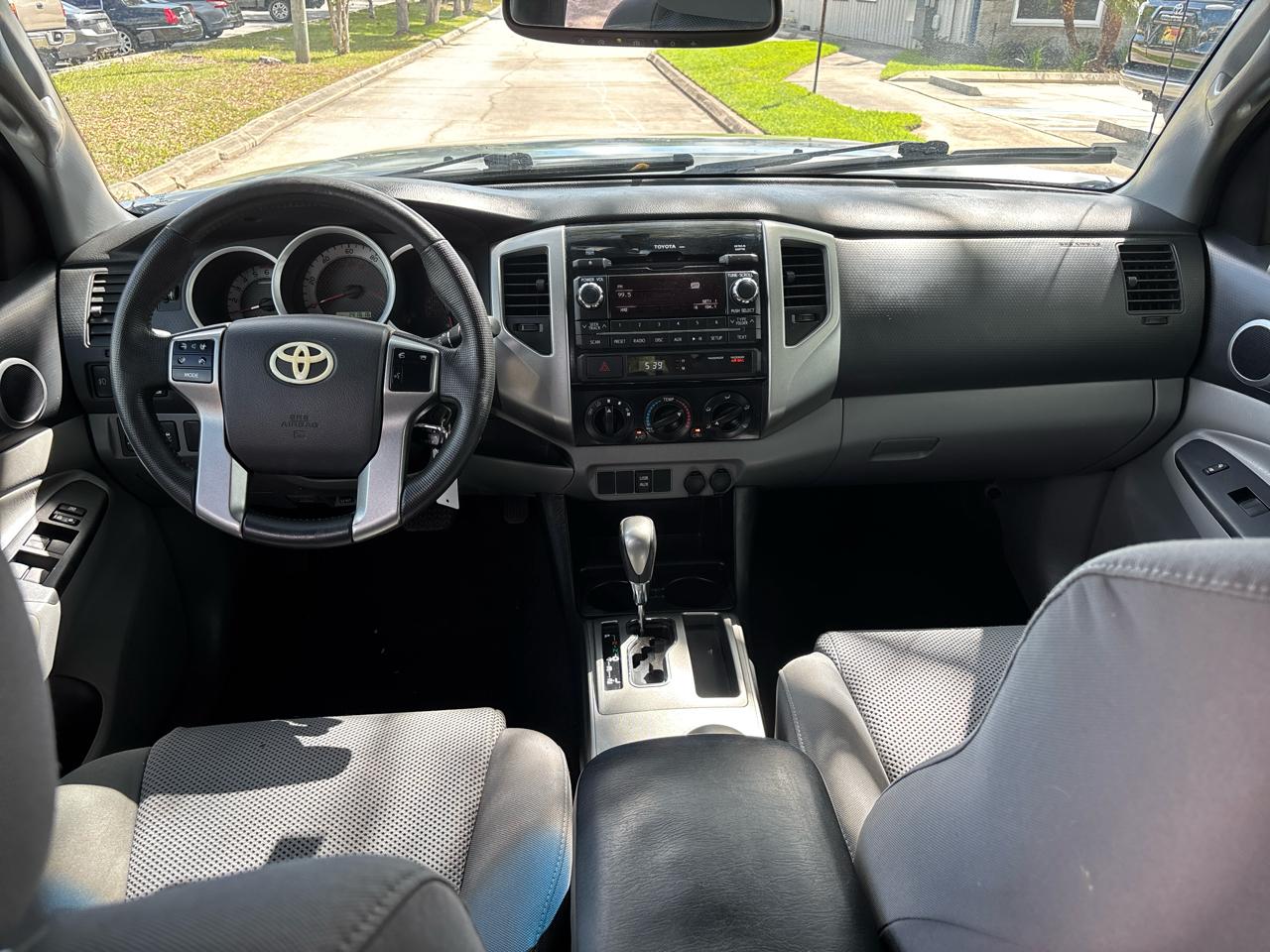 Toyota Tacoma PreRunner Double Cab V6 Auto 2WD 2012