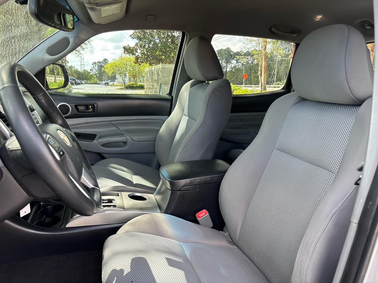 Toyota Tacoma PreRunner Double Cab V6 Auto 2WD 2012