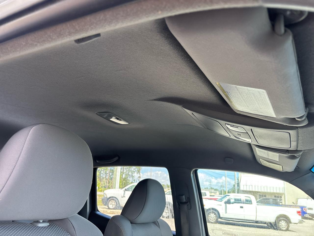 Toyota Tacoma PreRunner Double Cab V6 Auto 2WD 2012