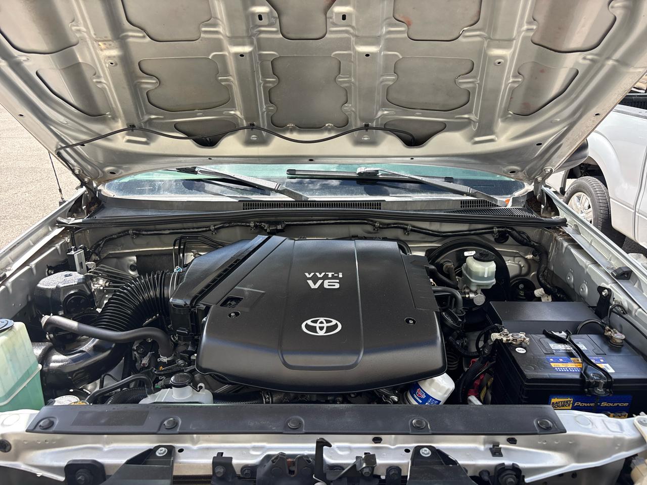 Toyota Tacoma PreRunner Double Cab V6 Auto 2WD 2012