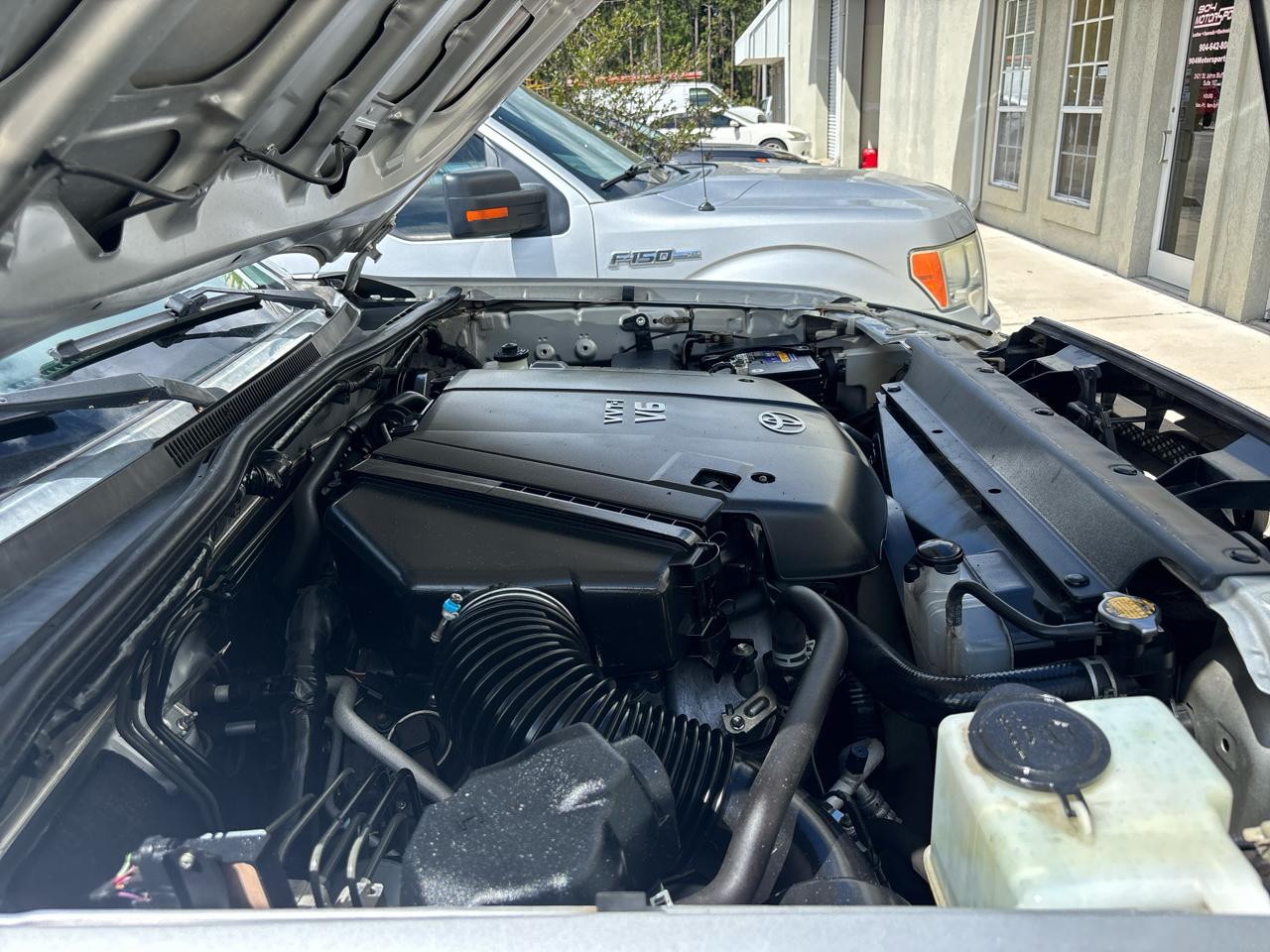 Toyota Tacoma PreRunner Double Cab V6 Auto 2WD 2012