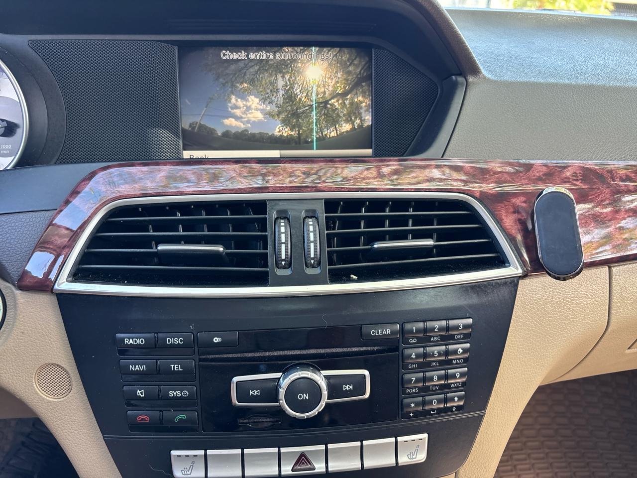 Mercedes-Benz C-Class C250 Luxury Sedan 2014