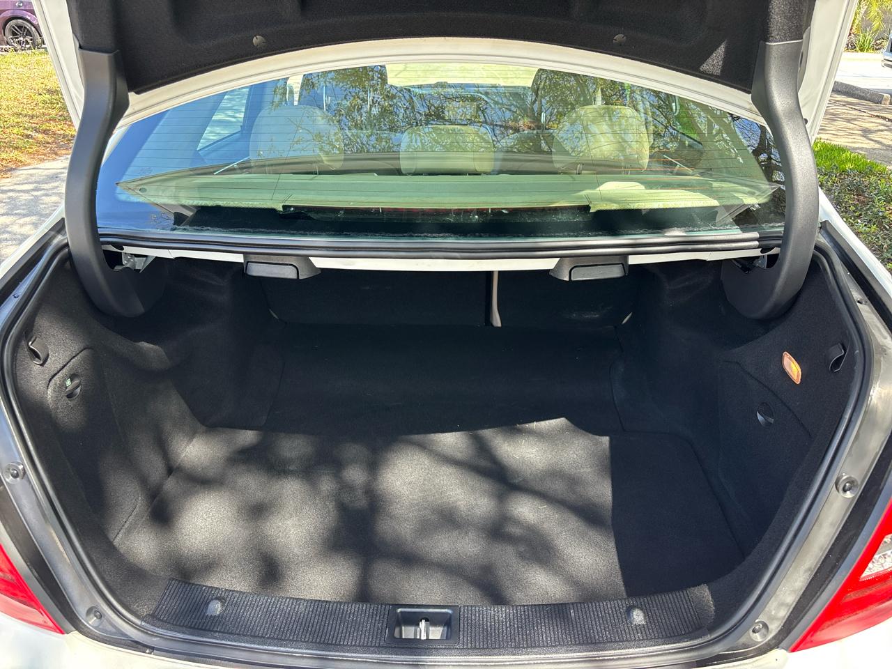 Mercedes-Benz C-Class C250 Luxury Sedan 2014