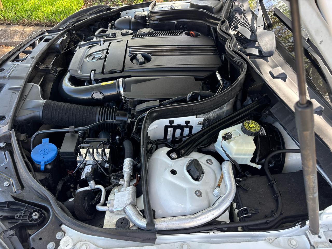 Mercedes-Benz C-Class C250 Luxury Sedan 2014