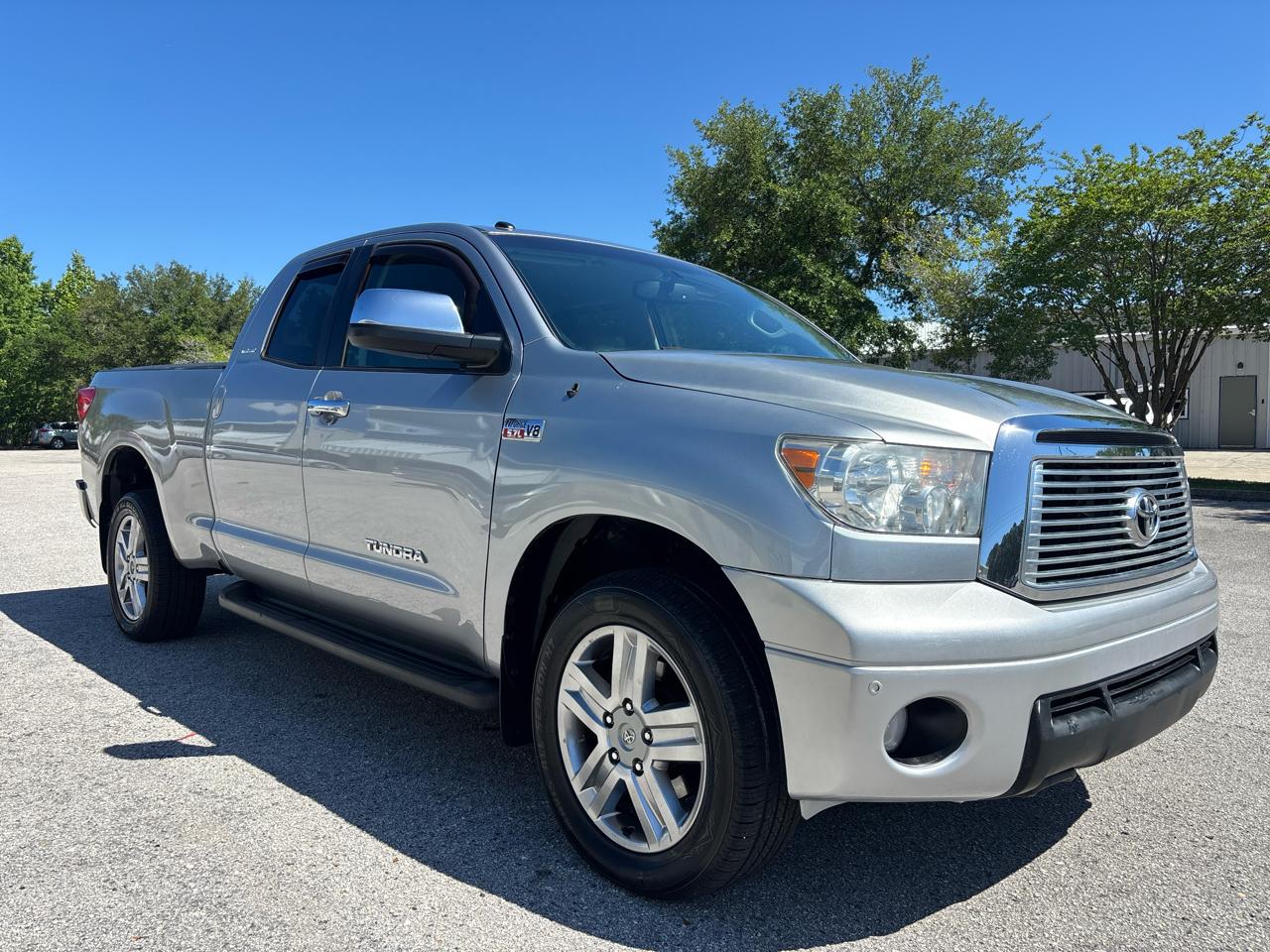 Toyota Tundra Limited 5.7L FFV Double Cab 4WD 2010