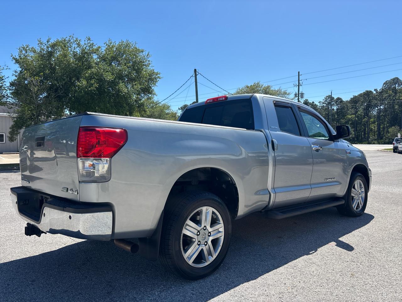 Toyota Tundra Limited 5.7L FFV Double Cab 4WD 2010