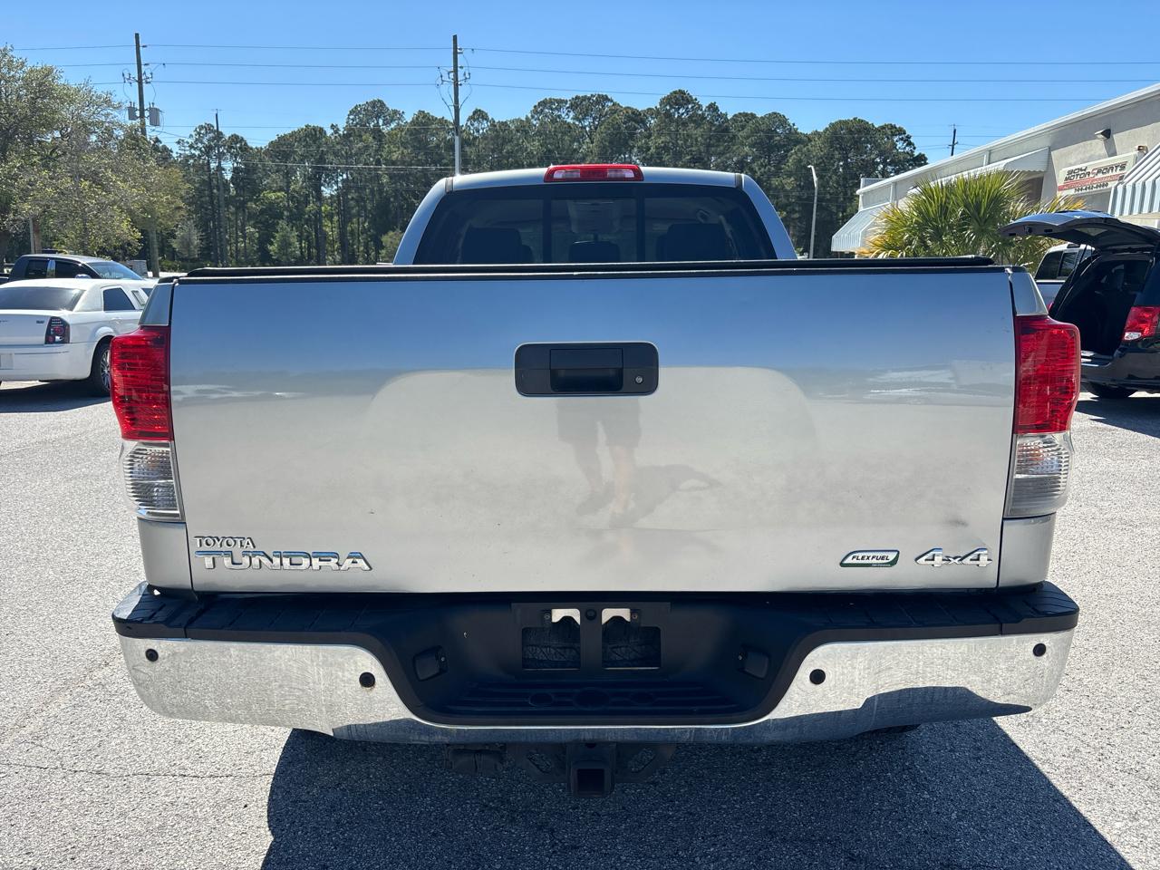 Toyota Tundra Limited 5.7L FFV Double Cab 4WD 2010