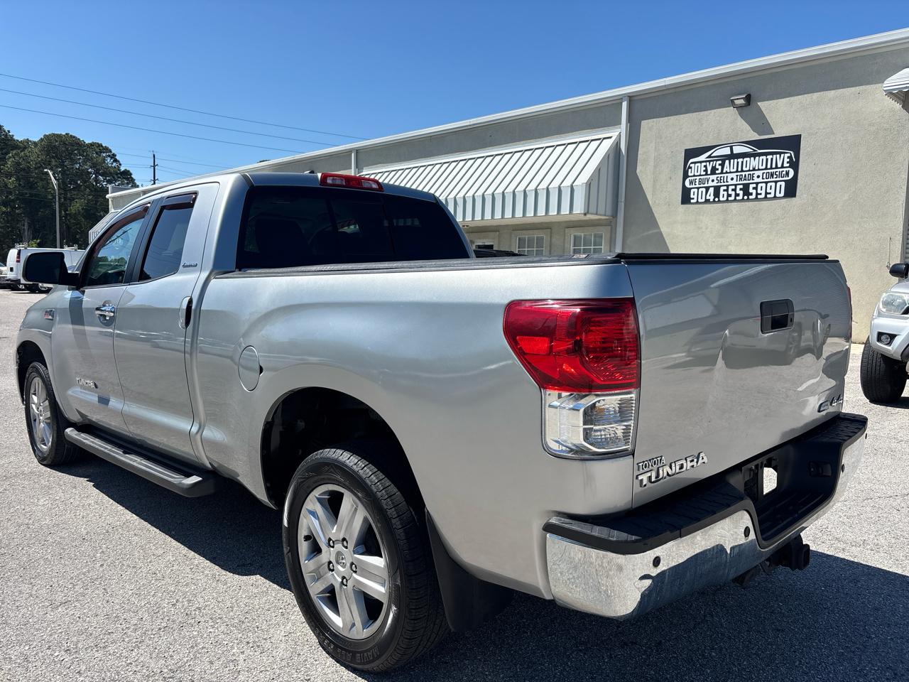 Toyota Tundra Limited 5.7L FFV Double Cab 4WD 2010