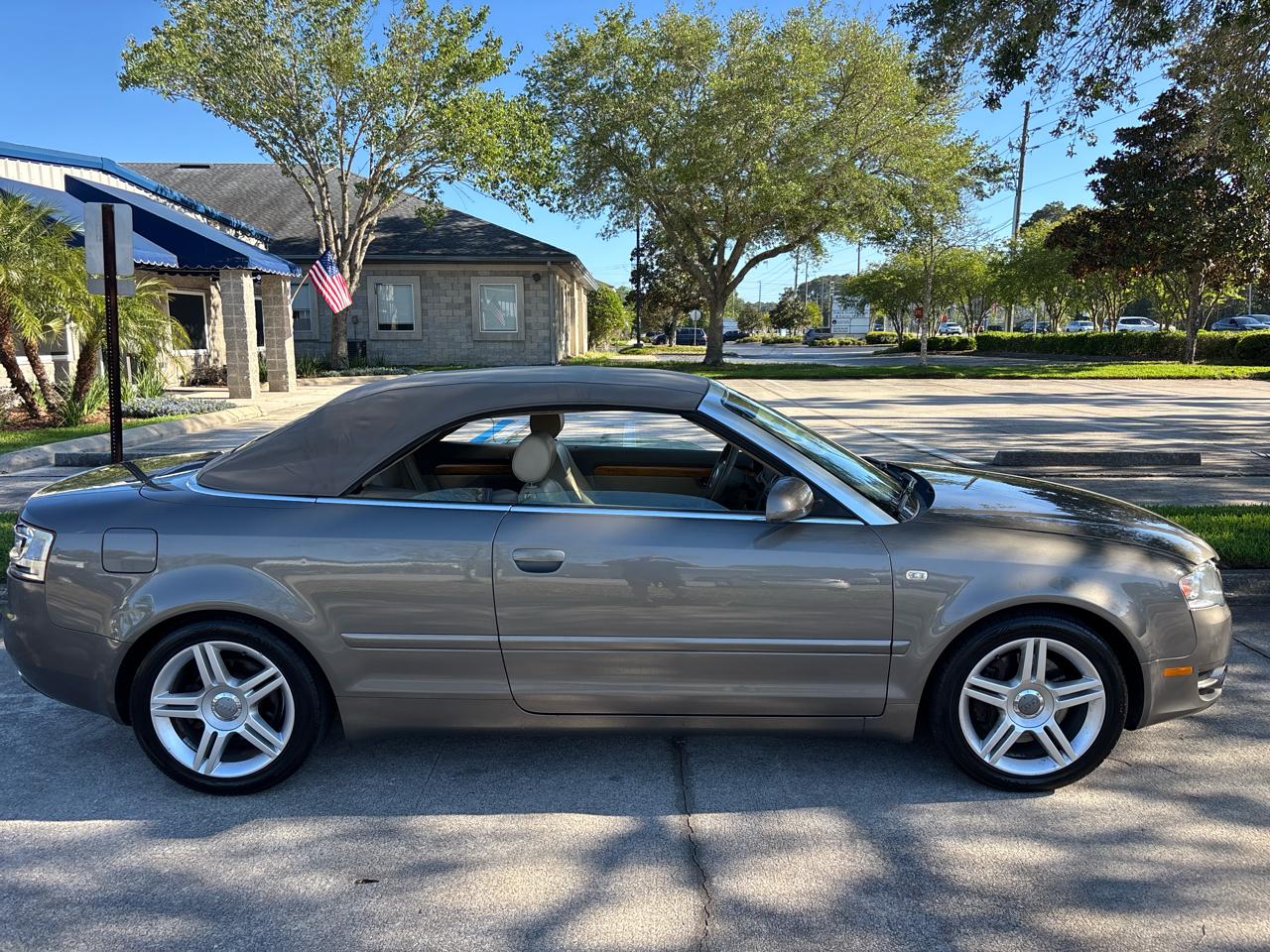 Audi A4 2.0T Cabriolet with Multitronic 2008