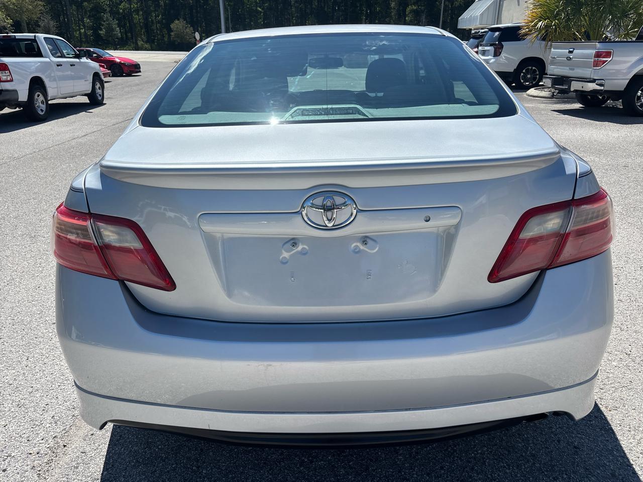Toyota Camry SE 5-Spd AT 2008