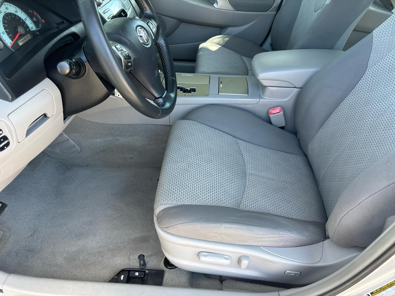 Toyota Camry SE 5-Spd AT 2008