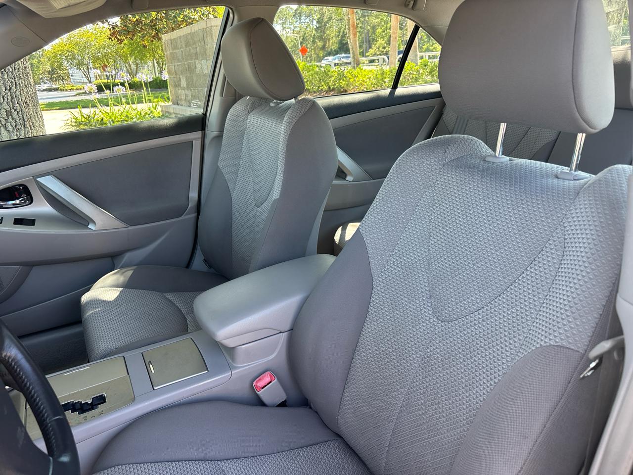 Toyota Camry SE 5-Spd AT 2008