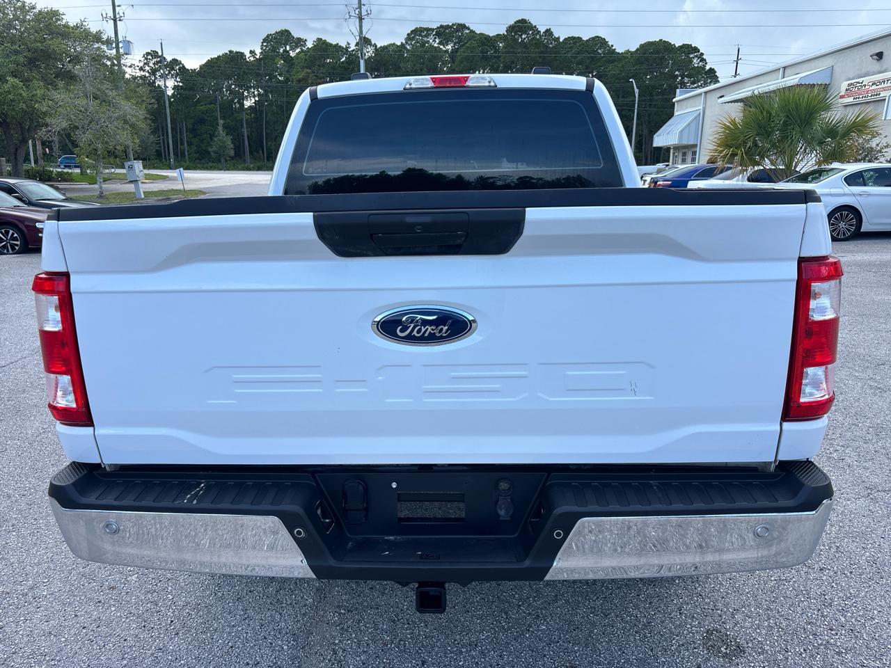 Ford F-150 4WD SuperCrew 145" XL 2023