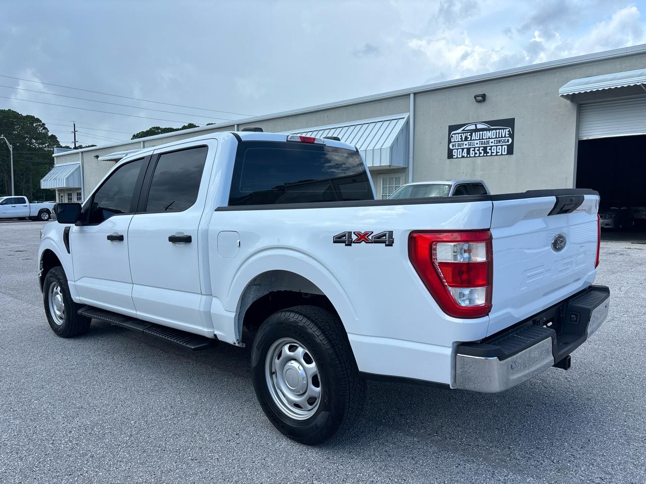 Ford F-150 4WD SuperCrew 145" XL 2023