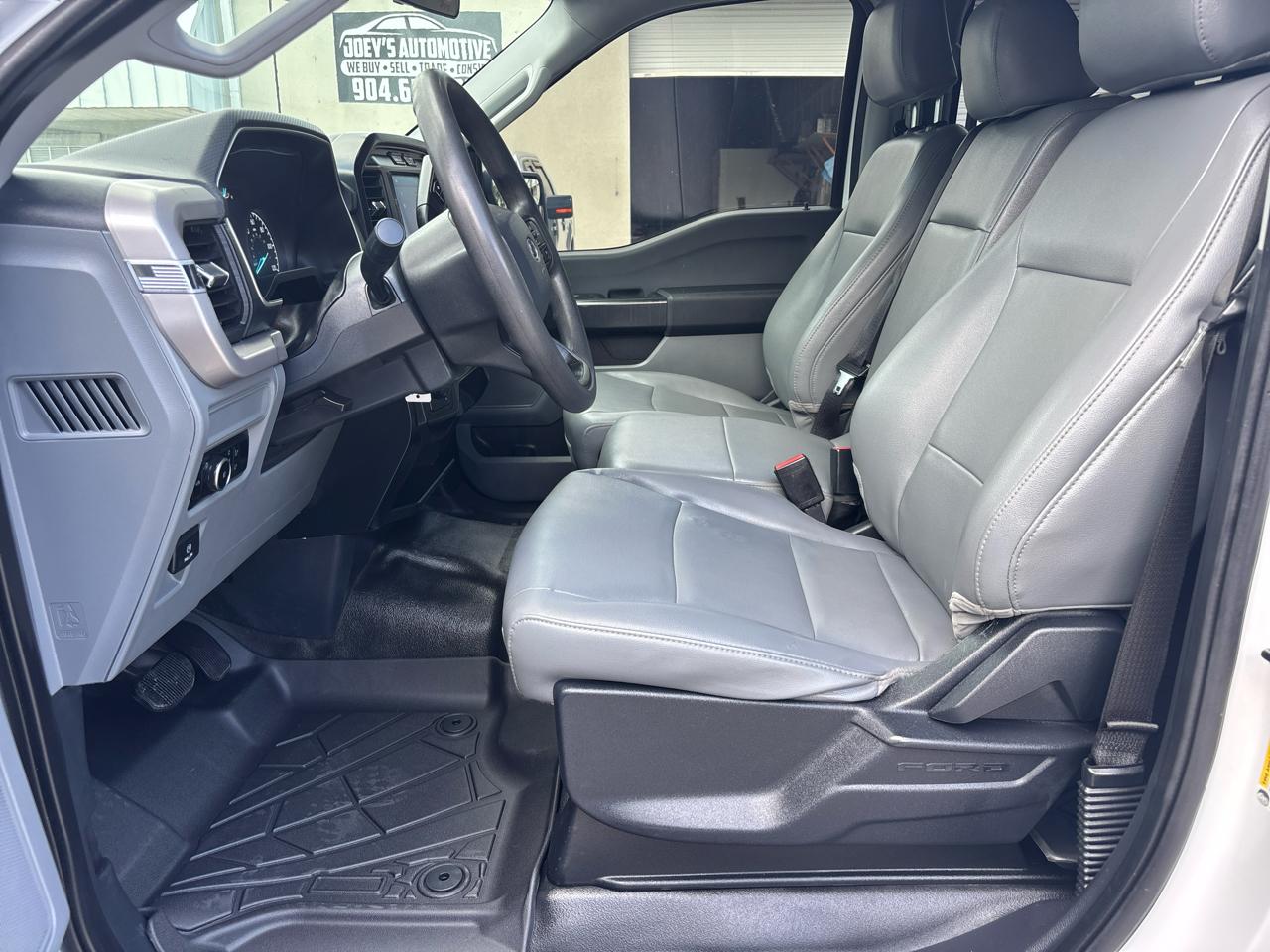 Ford F-150 4WD SuperCrew 145" XL 2023