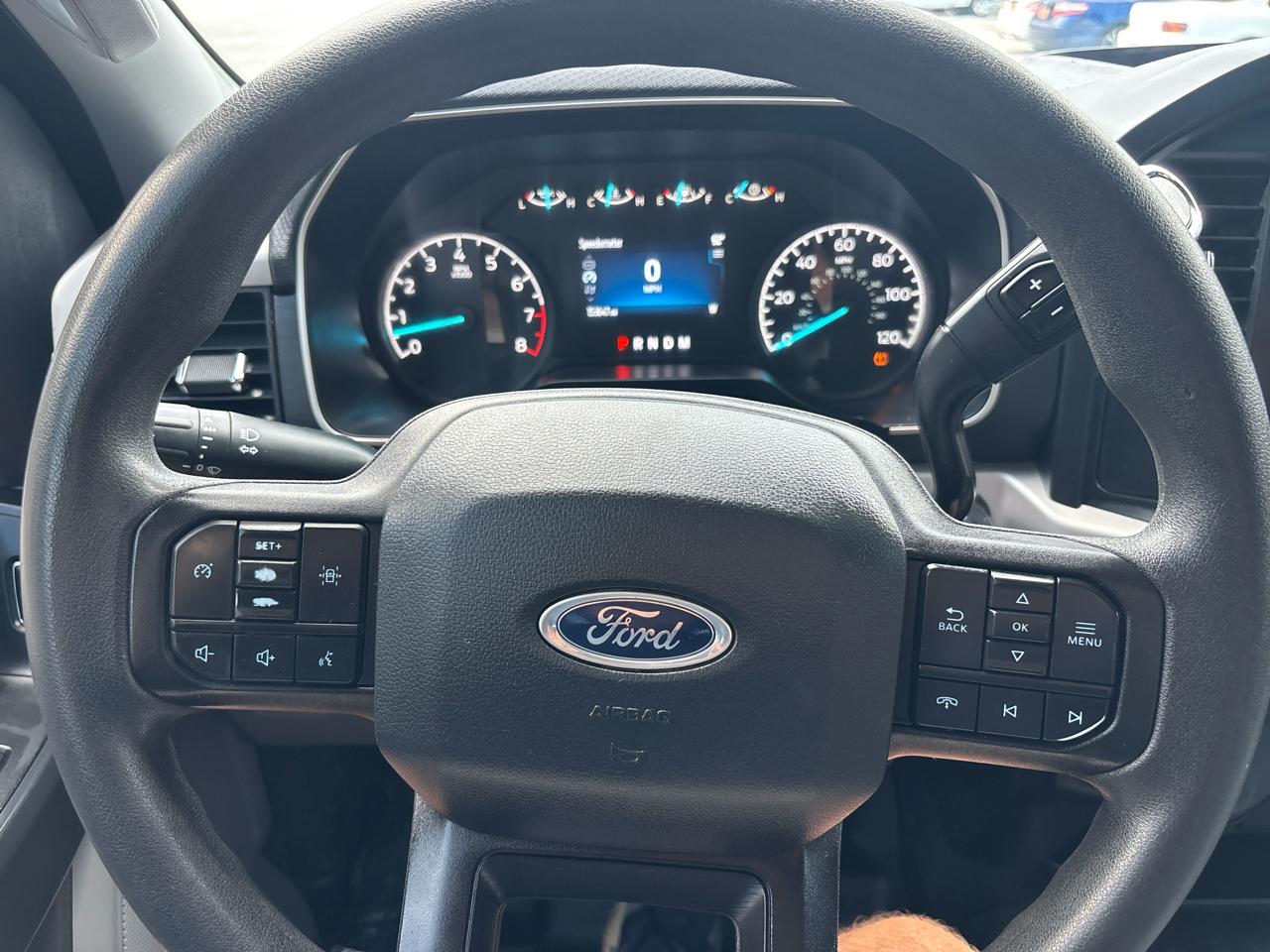 Ford F-150 4WD SuperCrew 145" XL 2023