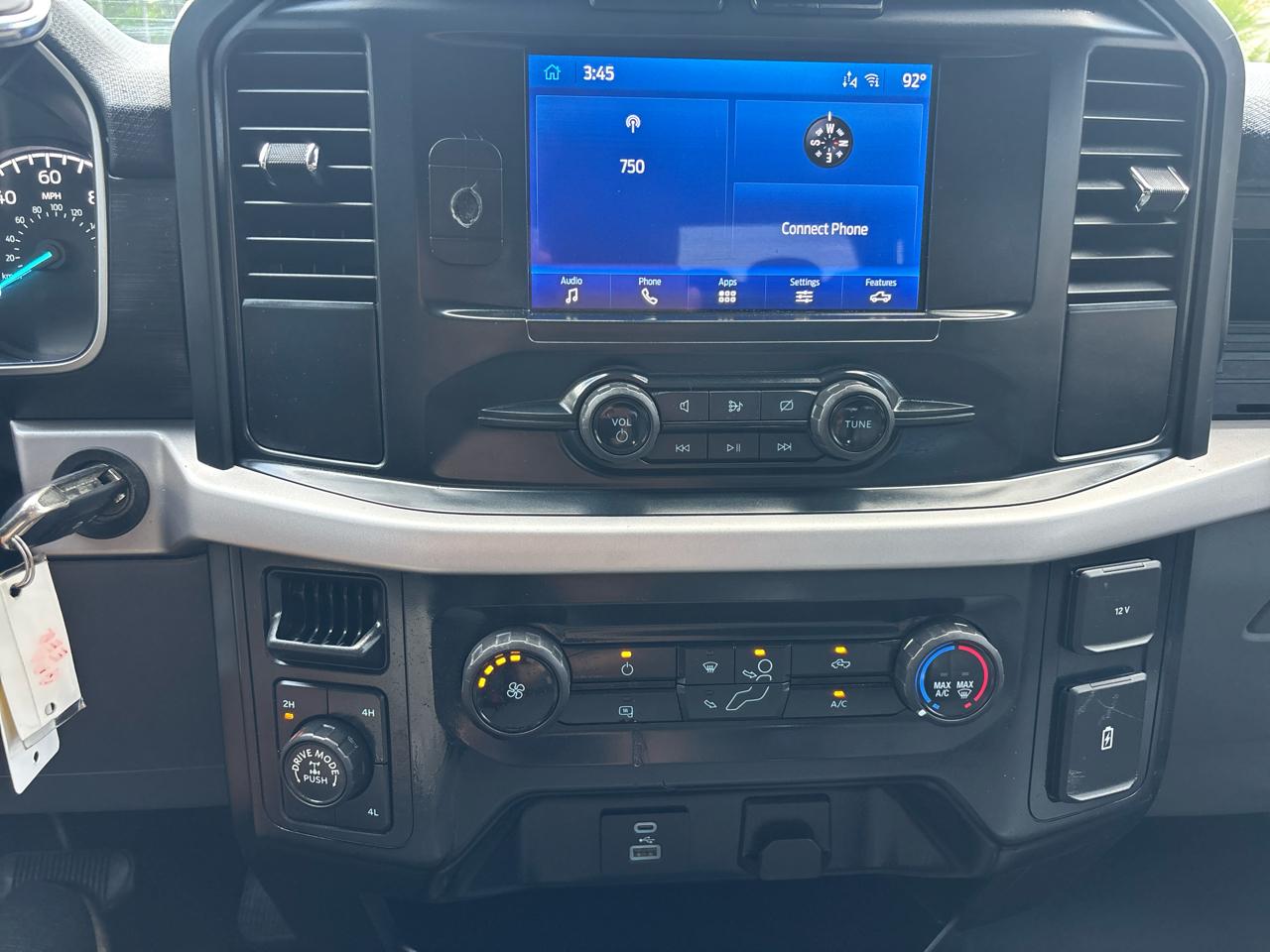 Ford F-150 4WD SuperCrew 145" XL 2023