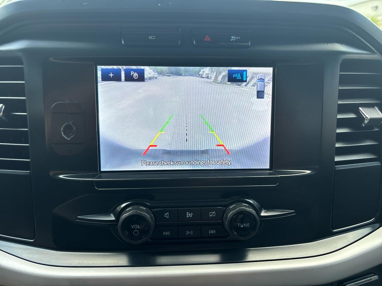 Ford F-150 4WD SuperCrew 145" XL 2023