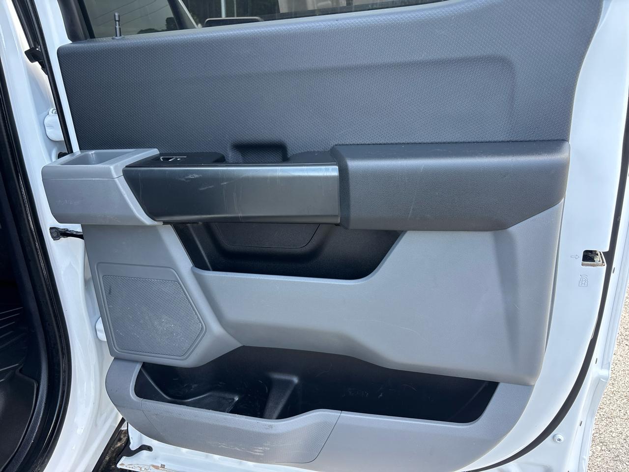 Ford F-150 4WD SuperCrew 145" XL 2023