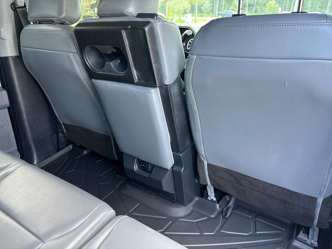 Ford F-150 4WD SuperCrew 145" XL 2023