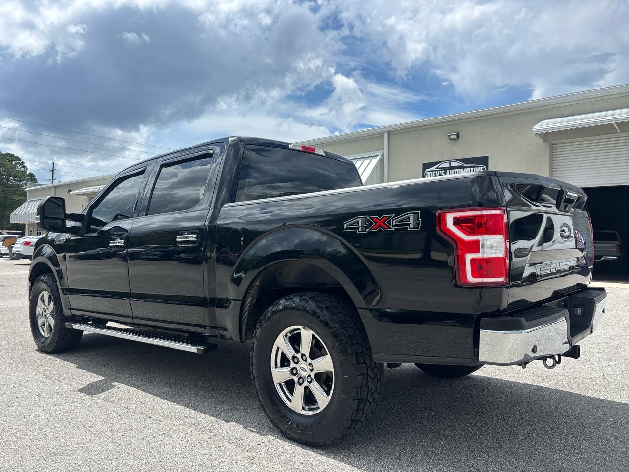 Ford F-150 XLT SuperCrew 5.5-ft. Bed 4WD 2018