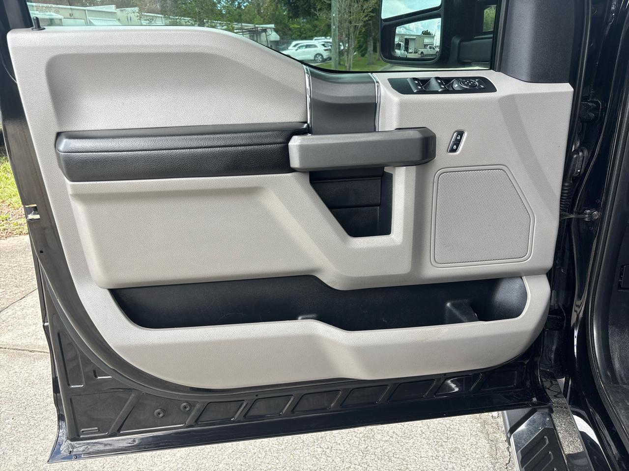 Ford F-150 XLT SuperCrew 5.5-ft. Bed 4WD 2018