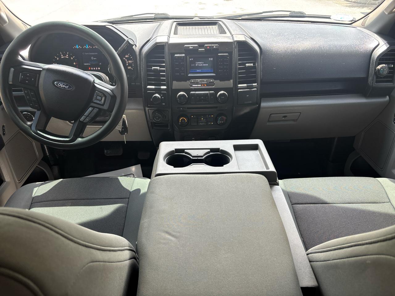 Ford F-150 2WD SuperCrew 139" XL 2017
