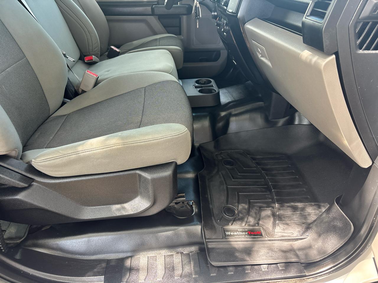 Ford F-150 2WD SuperCrew 139" XL 2017
