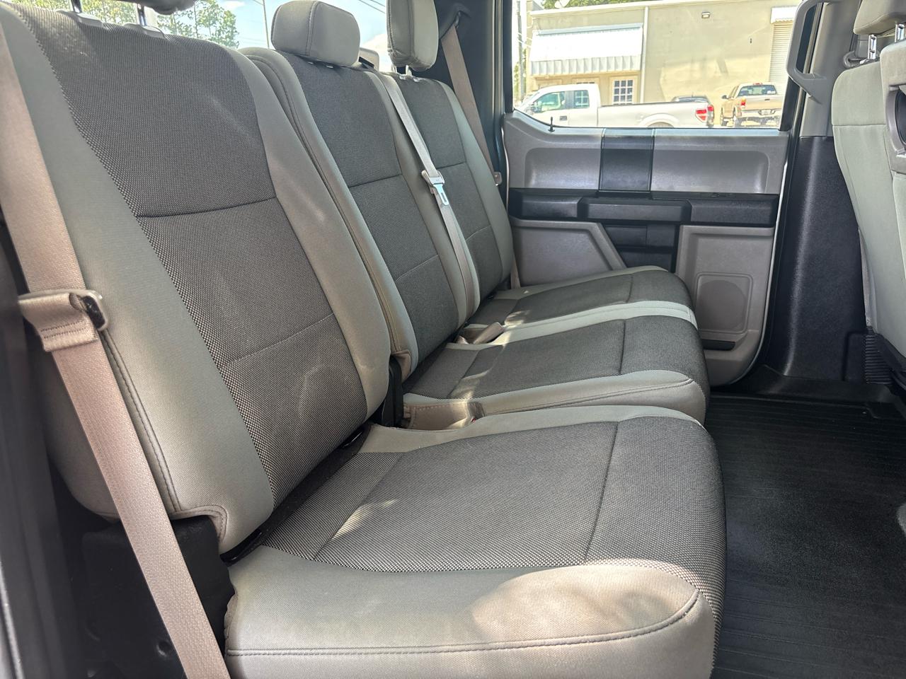 Ford F-150 2WD SuperCrew 139" XL 2017