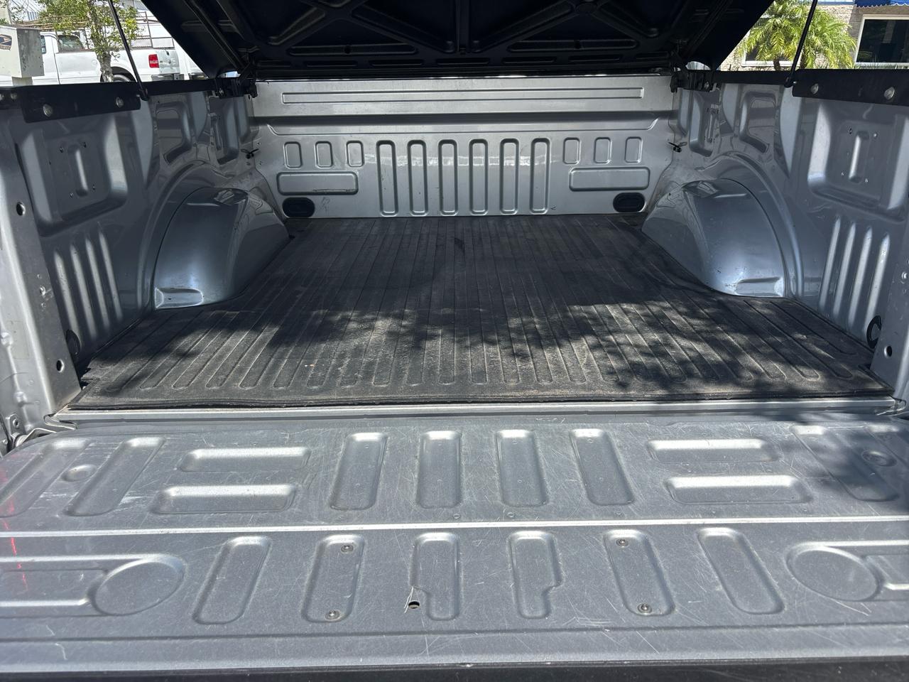 Ford F-150 2WD SuperCrew 139" XL 2017