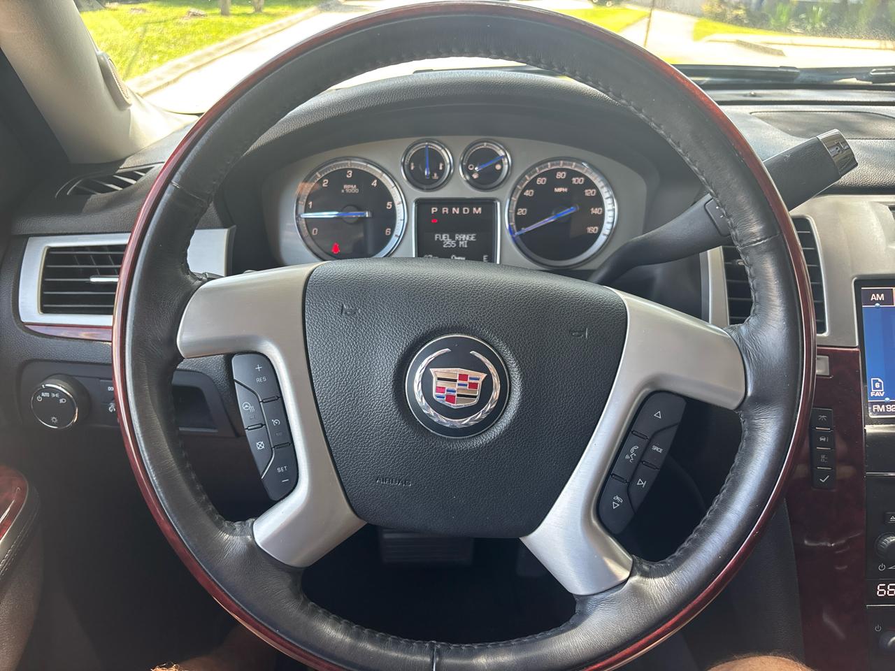 Cadillac Escalade Luxury AWD 2014