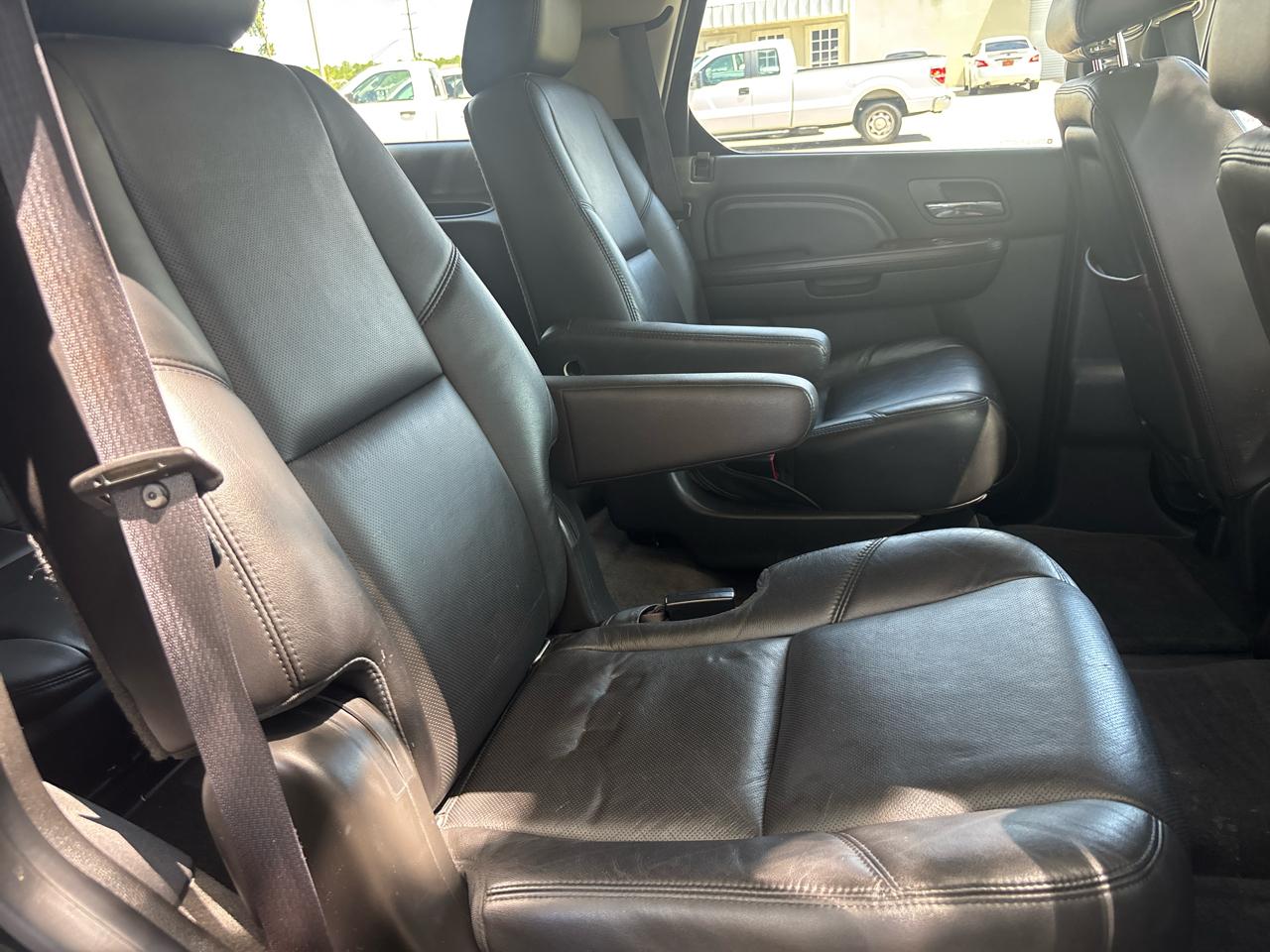 Cadillac Escalade Luxury AWD 2014