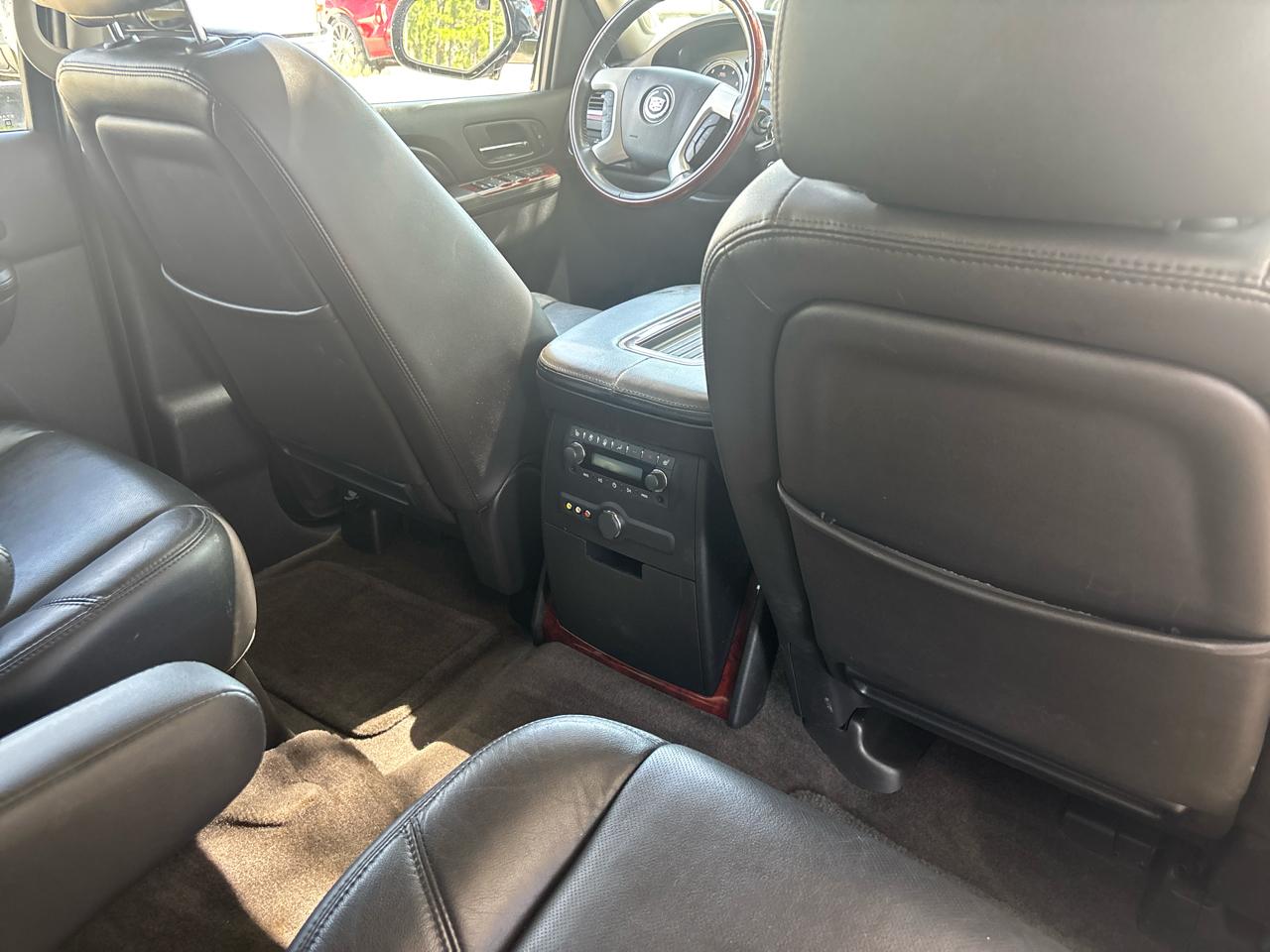 Cadillac Escalade Luxury AWD 2014