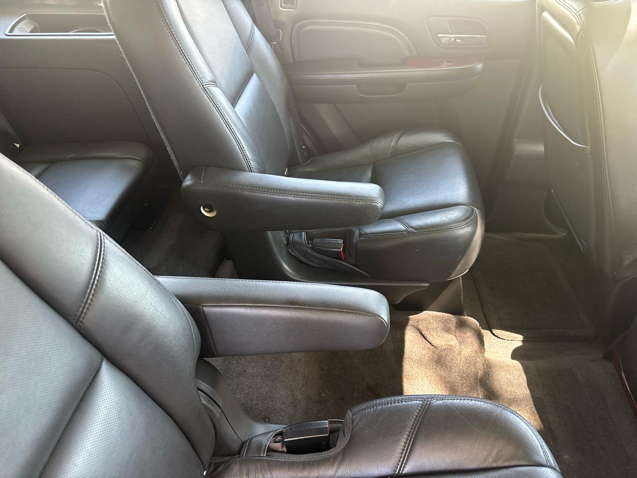 Cadillac Escalade Luxury AWD 2014