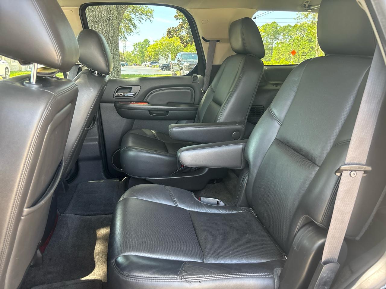 Cadillac Escalade Luxury AWD 2014