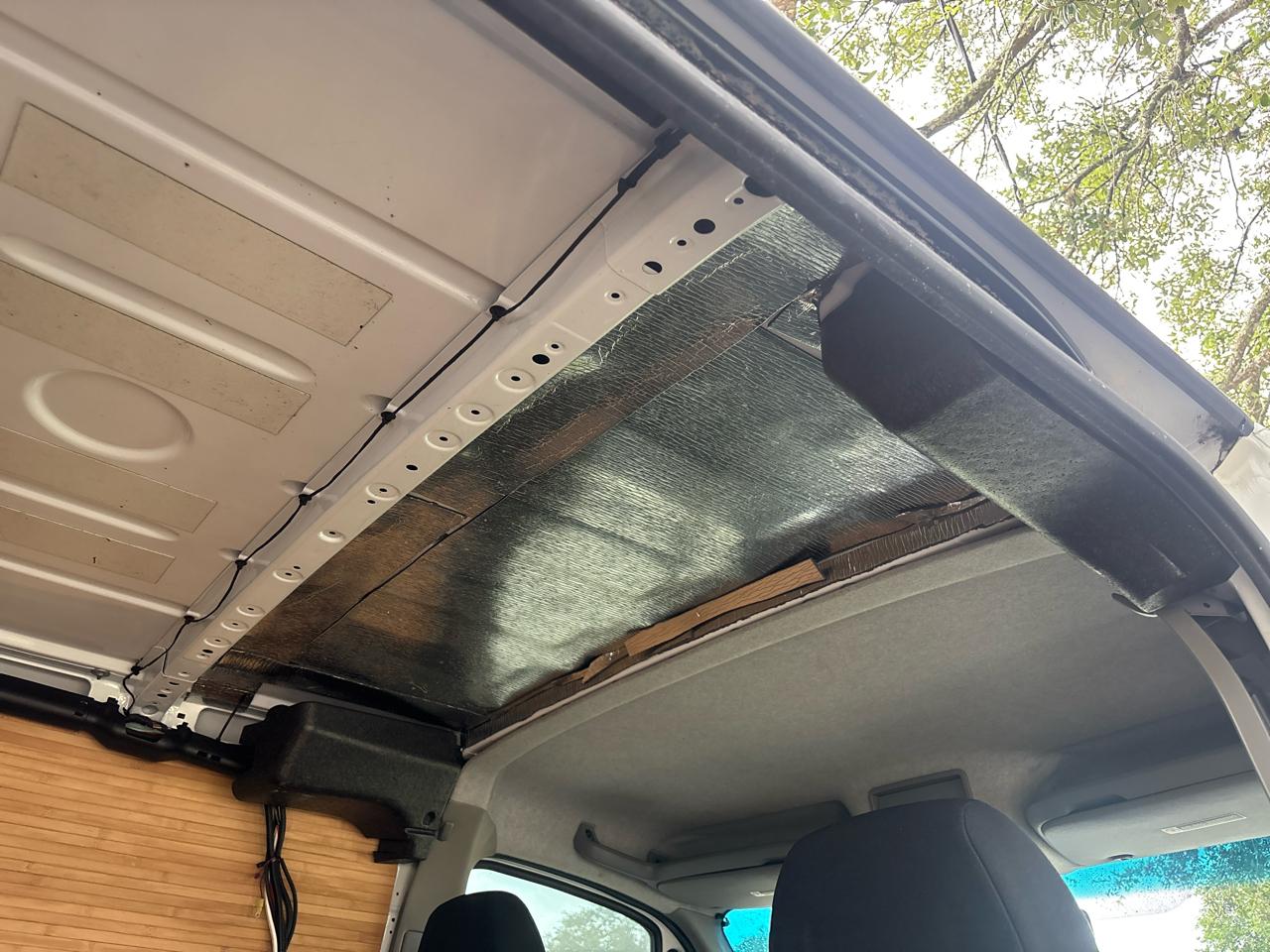 Mercedes-Benz Sprinter 2500 High Roof 144-in. WB 2013