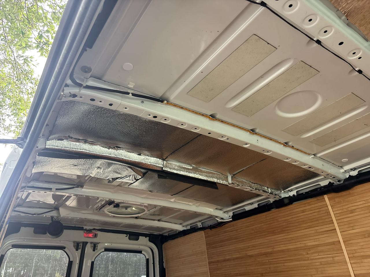 Mercedes-Benz Sprinter 2500 High Roof 144-in. WB 2013
