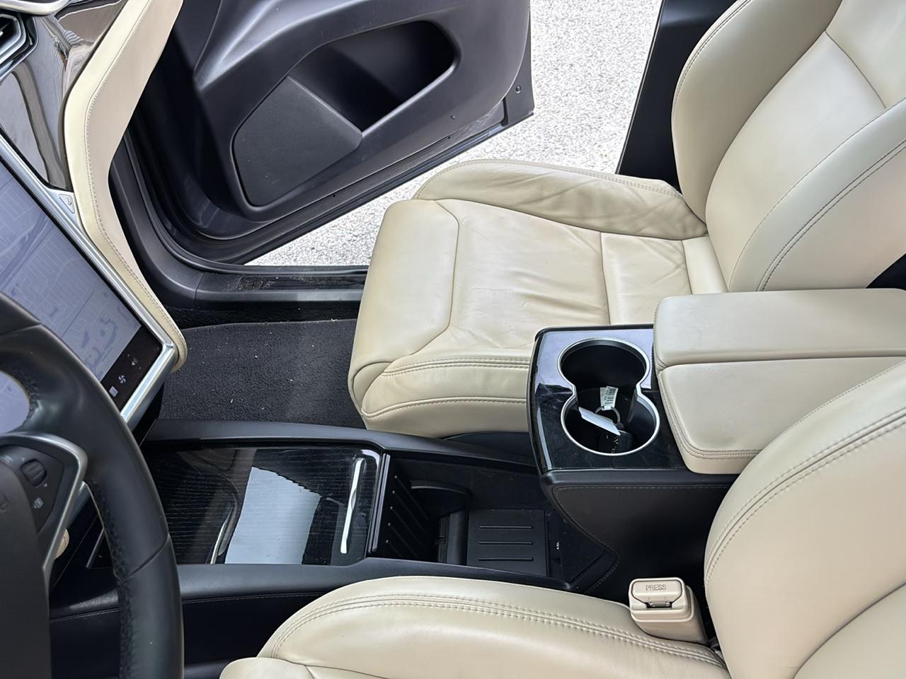 Tesla Model X 75D 2016