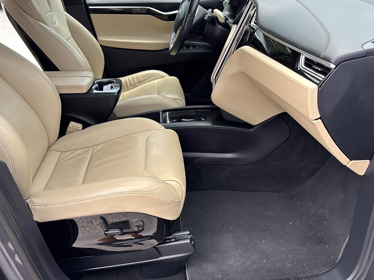 Tesla Model X 75D 2016