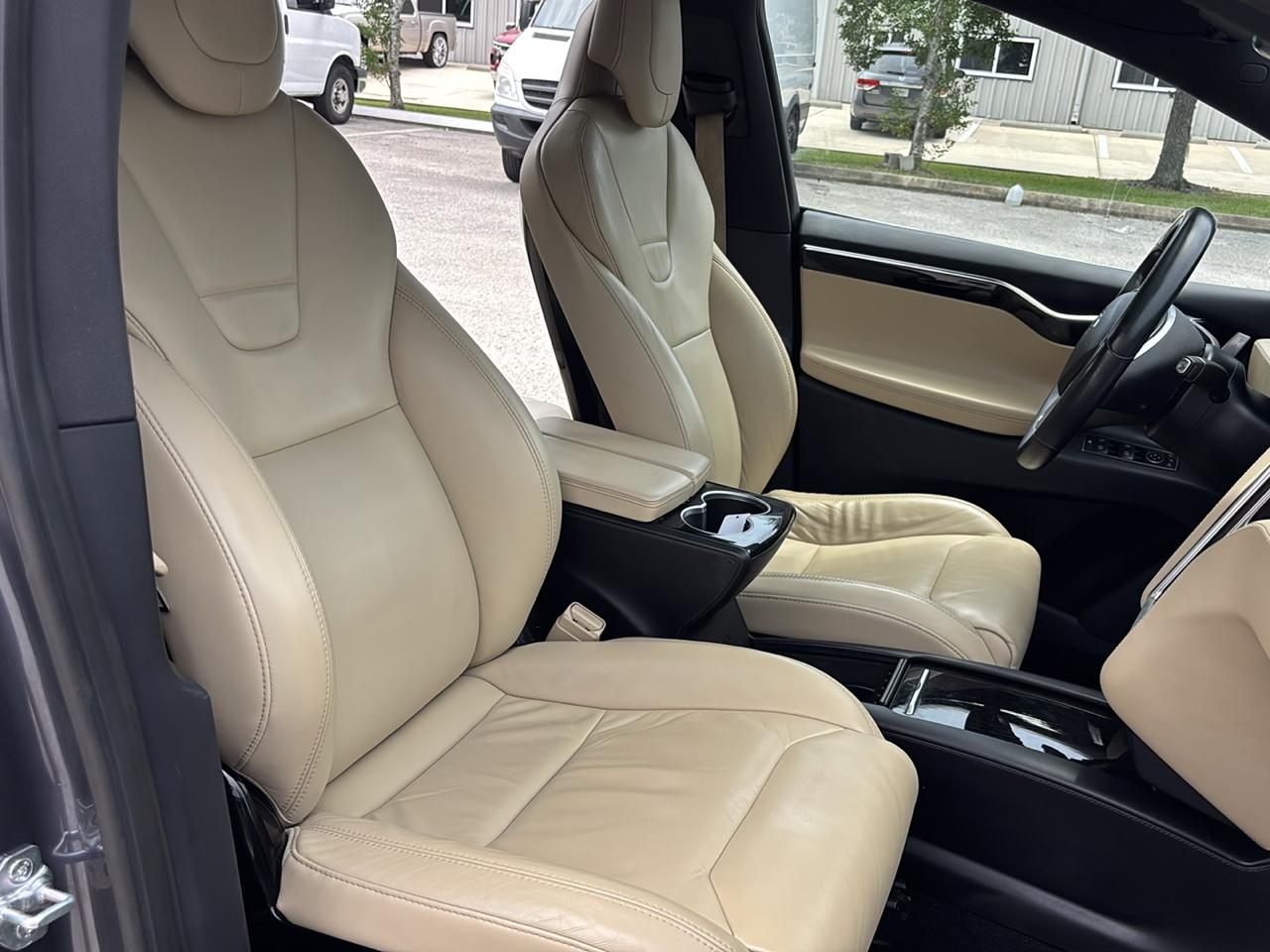 Tesla Model X 75D 2016