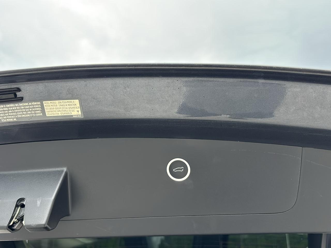 Tesla Model X 75D 2016