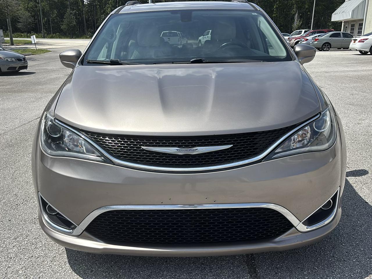 Chrysler Pacifica Touring-L 2017
