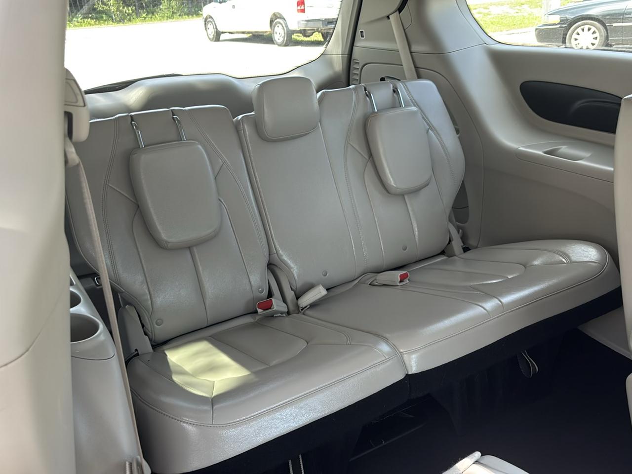 Chrysler Pacifica Touring-L 2017