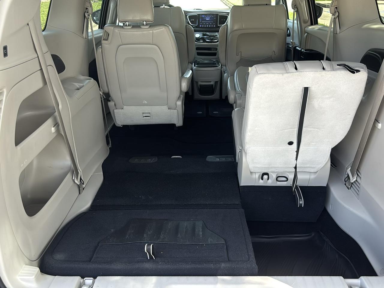 Chrysler Pacifica Touring-L 2017